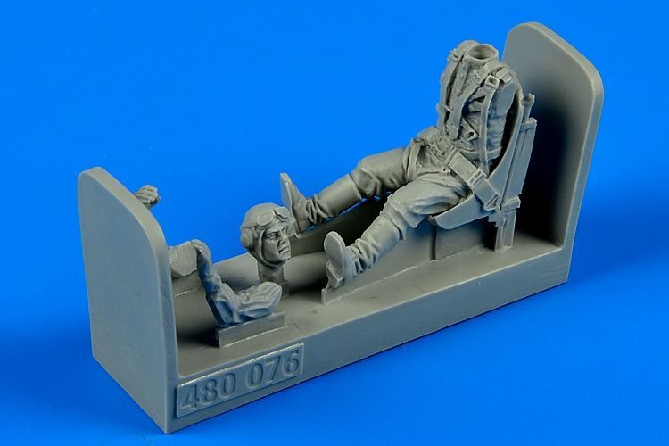 1:48 Russian WWII Pilot with seat for P-39 Airacobra