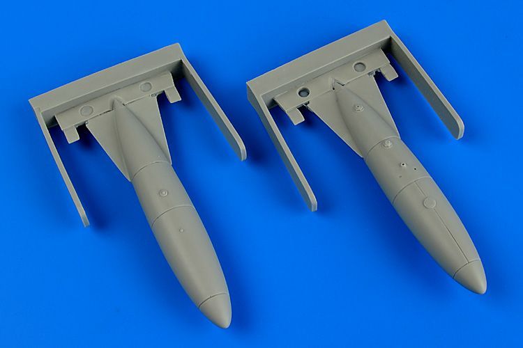 1:48 MiG-17 fuel tanks