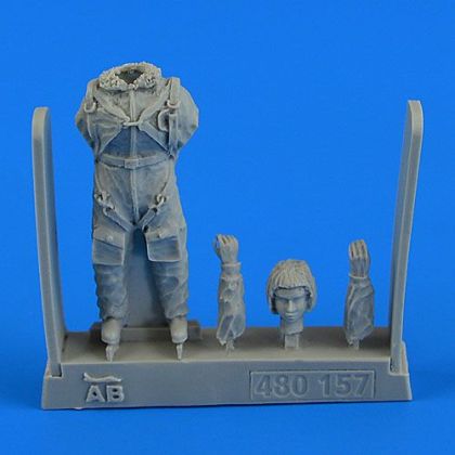 1:48 Soviet Woman Pilot WWII with parachute