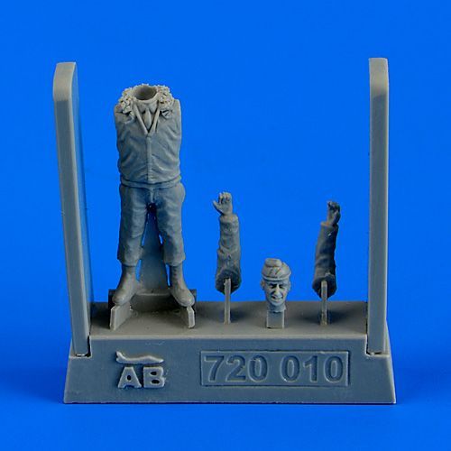 1:72 U.S.A.F. Fighter Pilot - Korean War 1950-1953