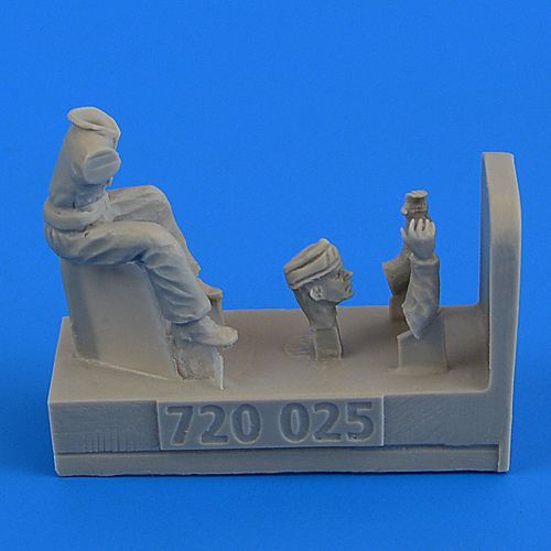 1:72 WWII RAF Motorcycle Driver - part 2