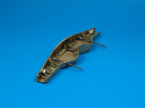 1:32 Fw 190A-8 wheel bays