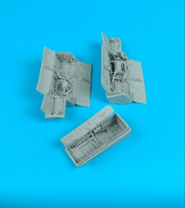1:32 A-7 Corsair II wheel bays