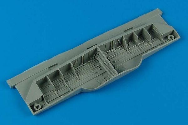 1:32 P-51B Mustang wheel bays