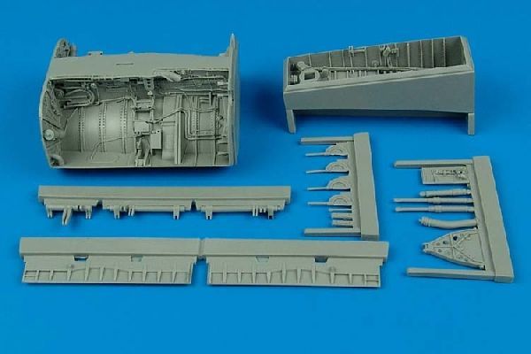 1:32 F-8 Crusader wheel bays