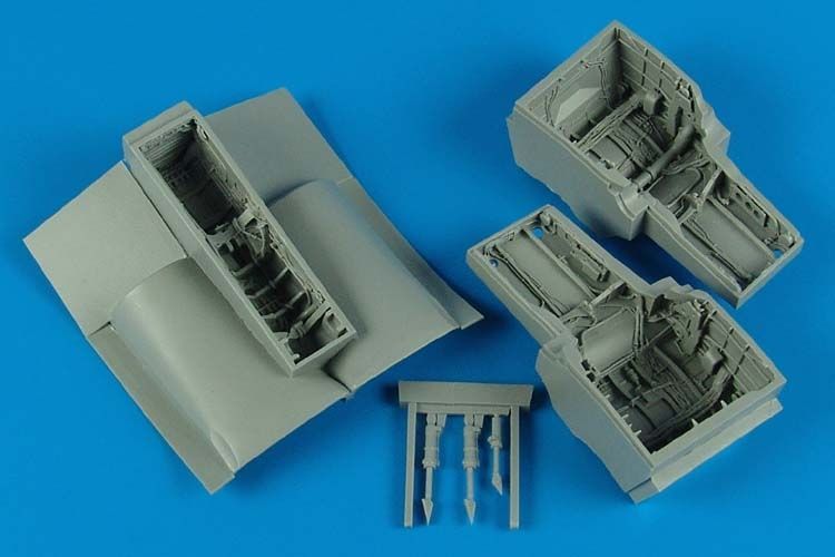 1:32 EF 2000A Typhoon wheel bays