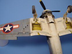 1:48 F4U Corsiar wheel bays