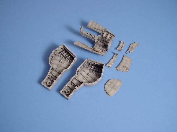 1:48 Hawker Hunter wheel bays