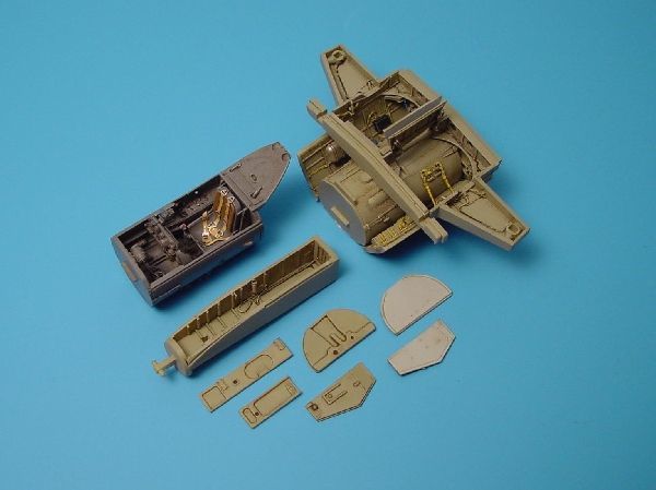 1:48 Me 262A Schwalbe wheel bays & cockpit set