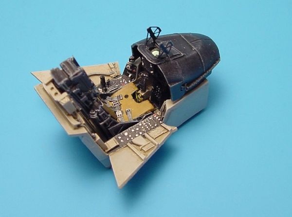 1:48 AV-8B Harrier II cockpit set