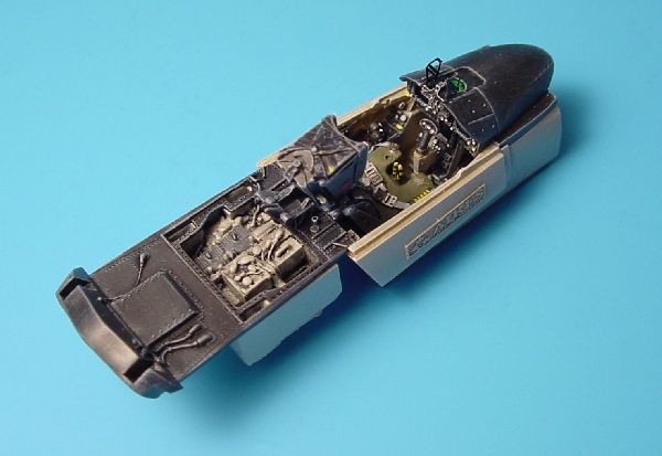 1:48 F/A-18A Hornet cockpit set