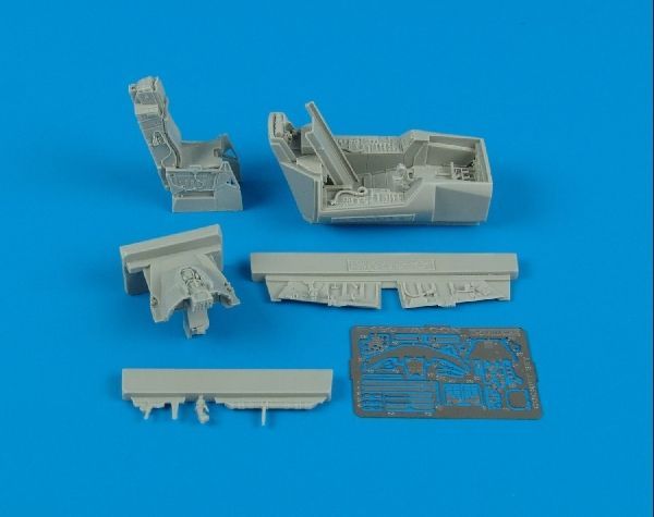 1:48 F-16C Fighting Falcon cockpit set