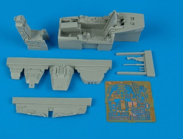 1:48 A-10A Thunderbolt II cockpit set