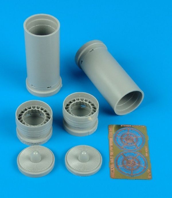 1:48 FGR.2 Phantom exhaust nozzles