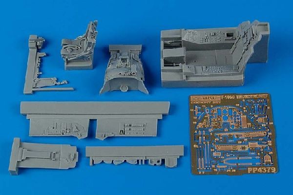 1:48 F-105D Thunderchief cockpit set