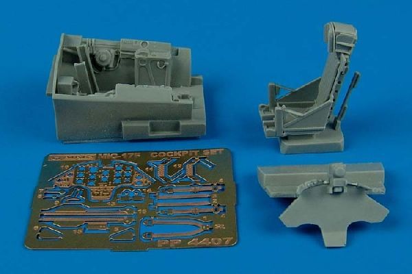 1:48 MiG-17F cockpit set