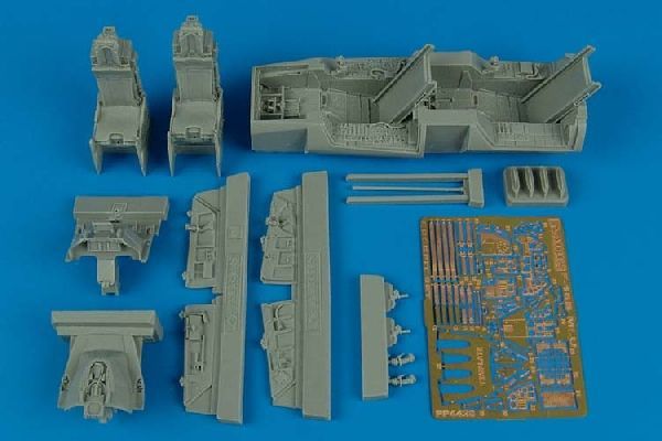 1:48 F-16B MLU Fighting Falcon cockpit set
