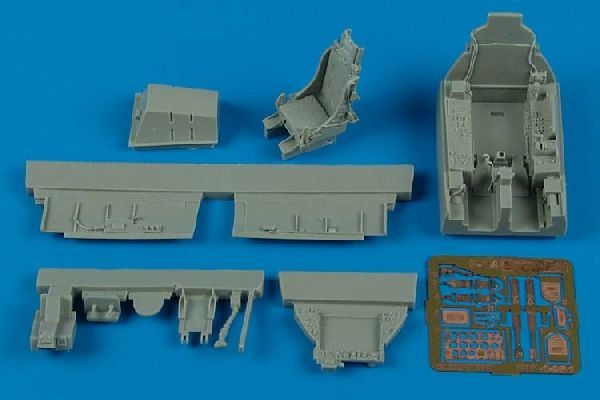1:48 F-84F Thunderstreak cockpit set