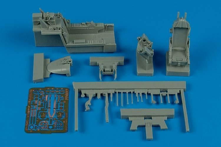 1:48 F-5E Tiger II cockpit set