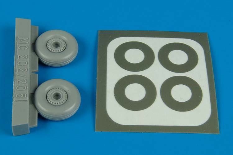 1:48 Macchi MC 202/205 wheels & paint masks