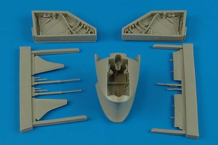 1:48 MiG-17F Fresco C wheel bays