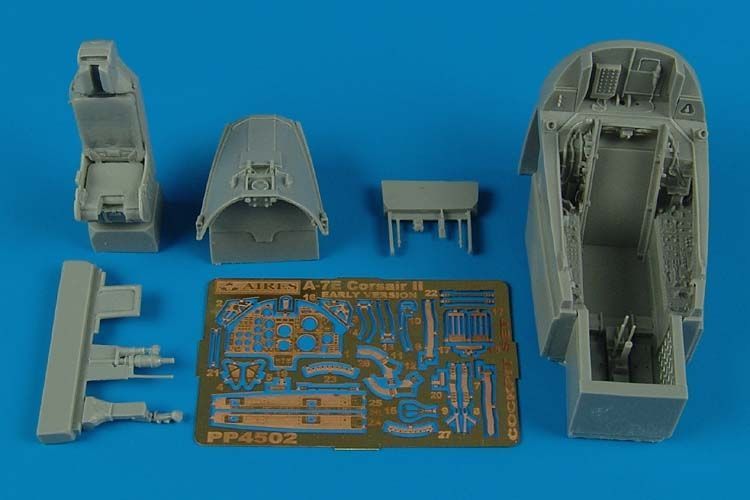 1:48 A-7E Corsair II cockpit set - (early version)