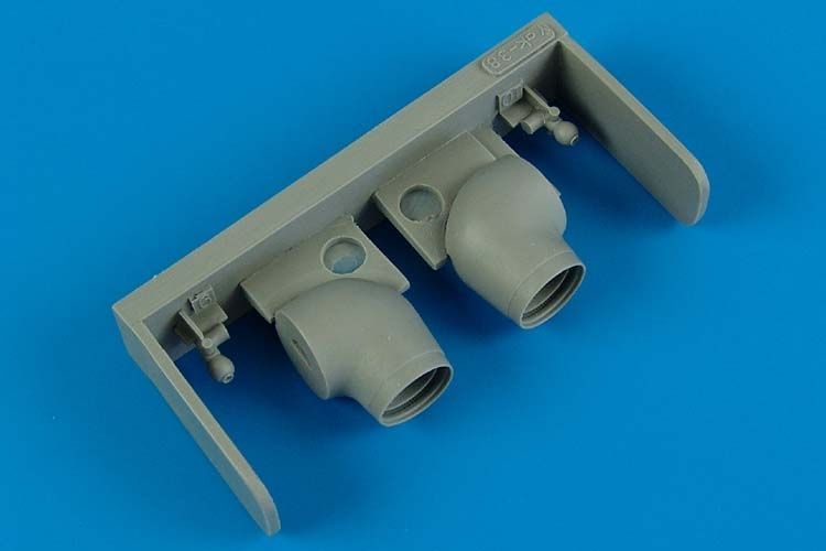 1:48 Yak-38 variable exhaust nozzles