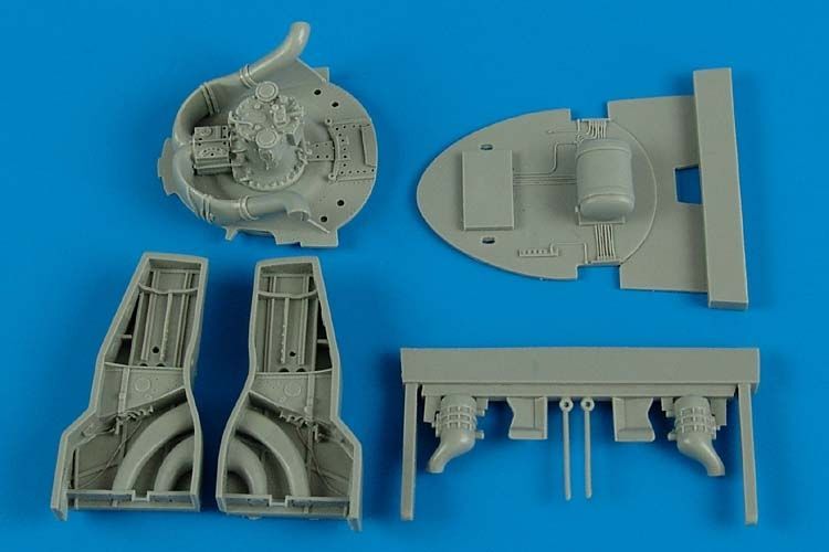 1:48 F8F-1 Bearcat wheel bays