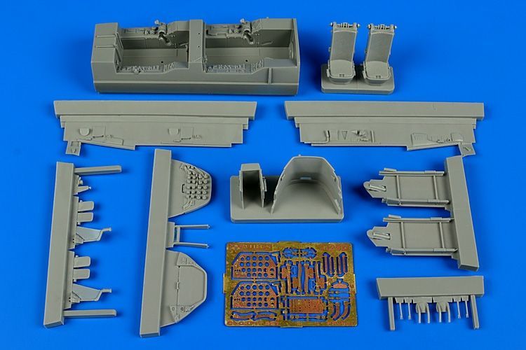 1:48 T-28D Trojan cockpit set