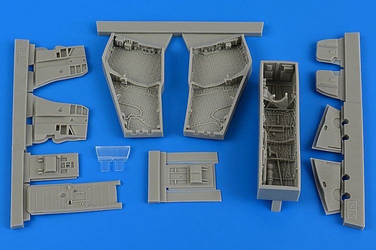 1:48 F-4C/D Phantom II wheel bay with covers