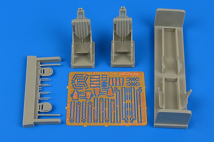 1:48 L-29 Delfín ejection seats late v.