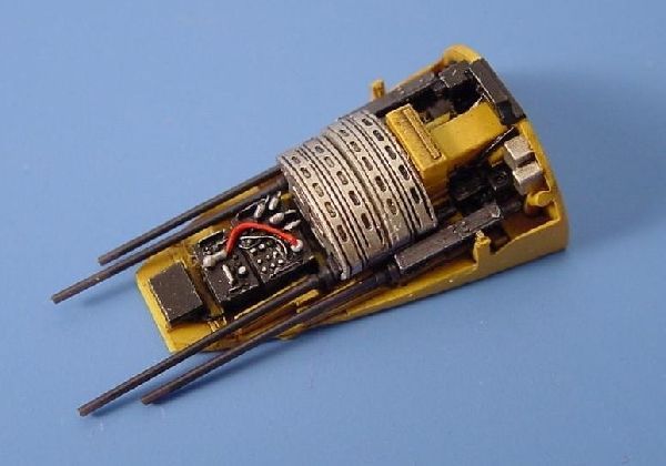 1:72 F-84G Thunderjet gun bay