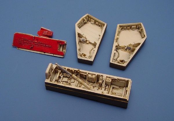 1:72 F-4 Phantom II wheel bays