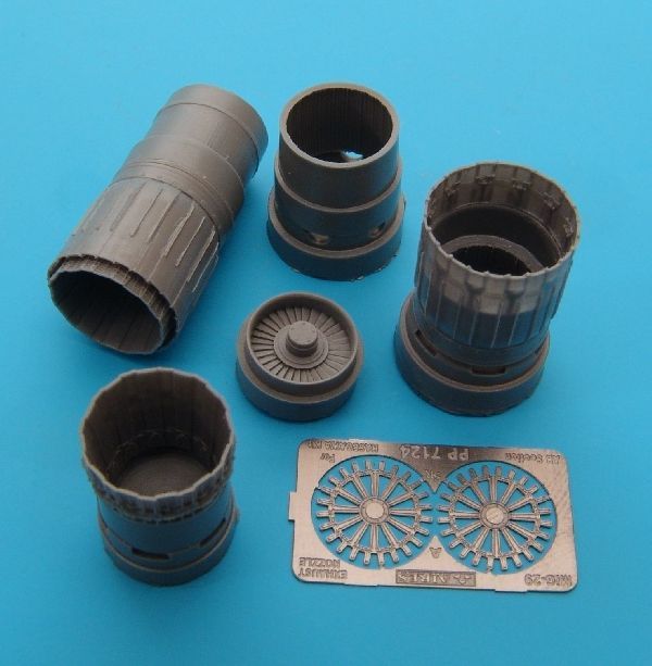 1:72 MiG-29 Fulcrum exhaust nozzles