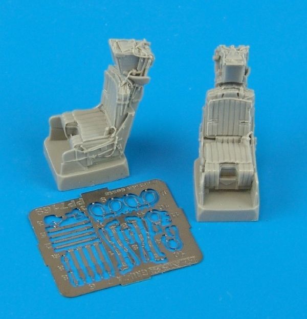 1:72 M. B. GRU-7A ejection seats - (for F-14A versions)