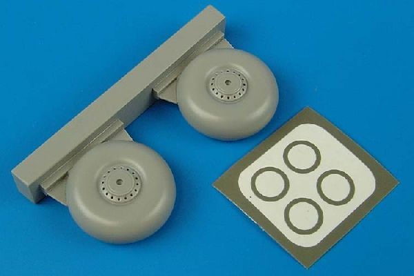 1:72 Lancaster wheels & paint masks