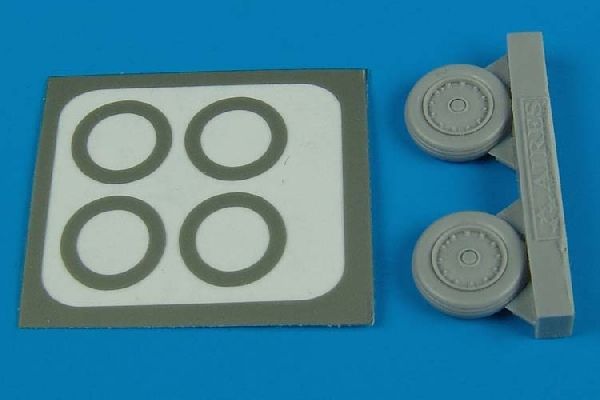 1:72 F-8 Crusader wheels & paint masks