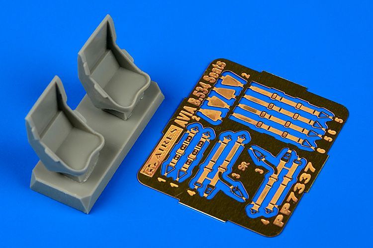 1:72 AVIA B.534 seats