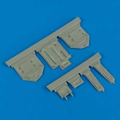 1:32 F-86 Sabre undercarriage covers