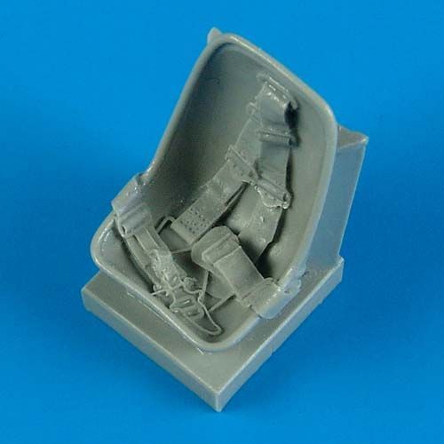 1:32 Bf 109E seat with safety belts