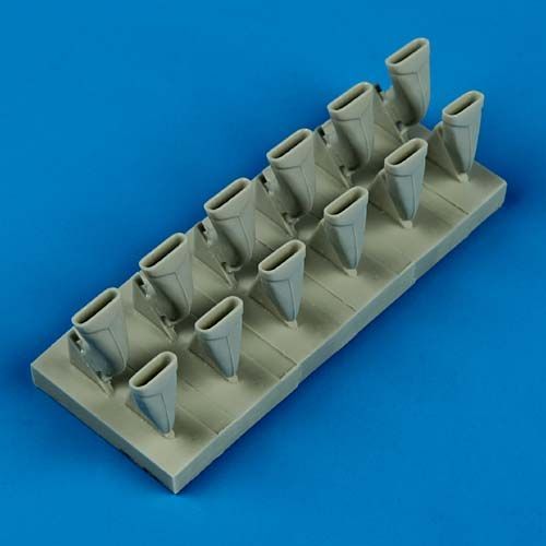 1:32 Spitfire Mk.VIII exhaust - fishtail