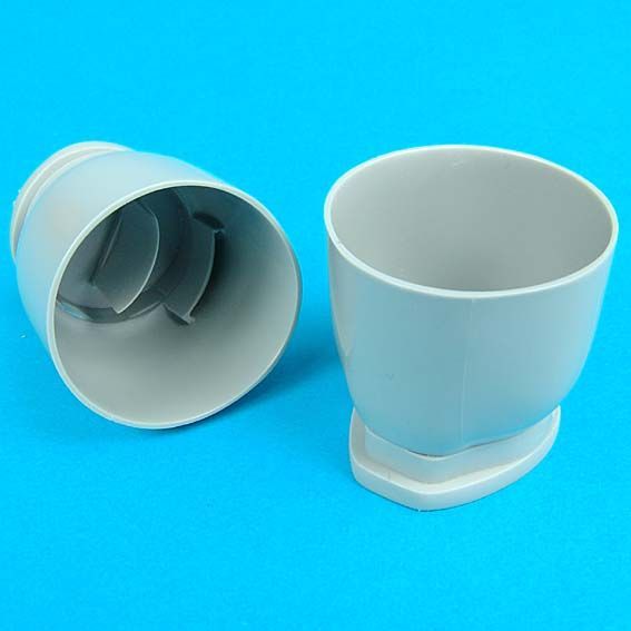 1:48 A-26B/C correct cowlings