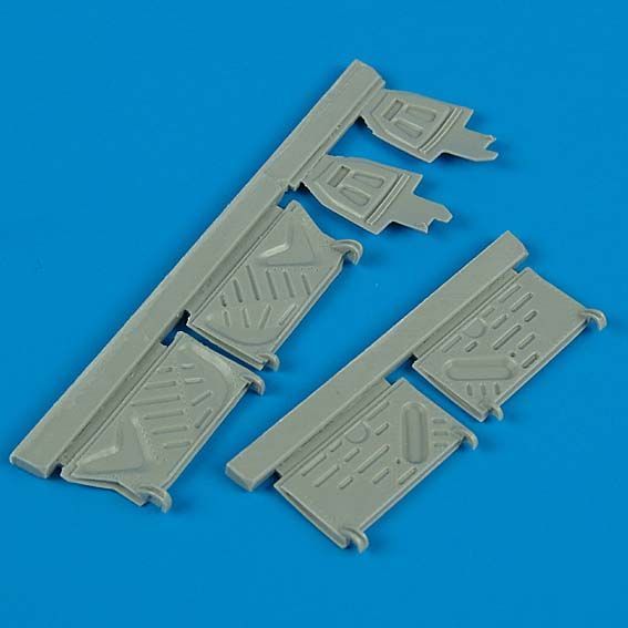 1:48 F4U-1 Corsair undercarriage covers