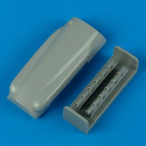 1:48 Spitfire Mk. 22/24 cowling and exhaust