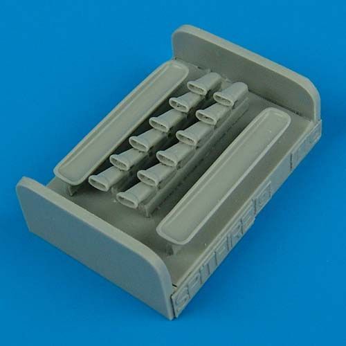 1:48 Spitfire LF. IXe exhaust