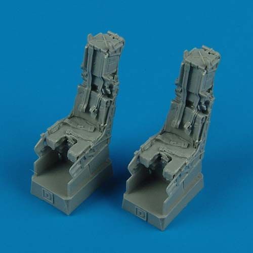 1:48 F-14D Tomcat ejection seats with safety belts