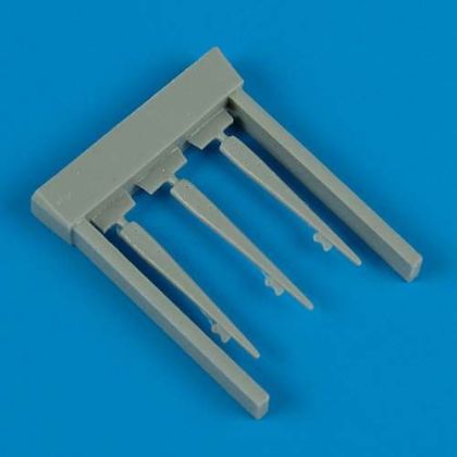 1:48 Spitfire correct antenna