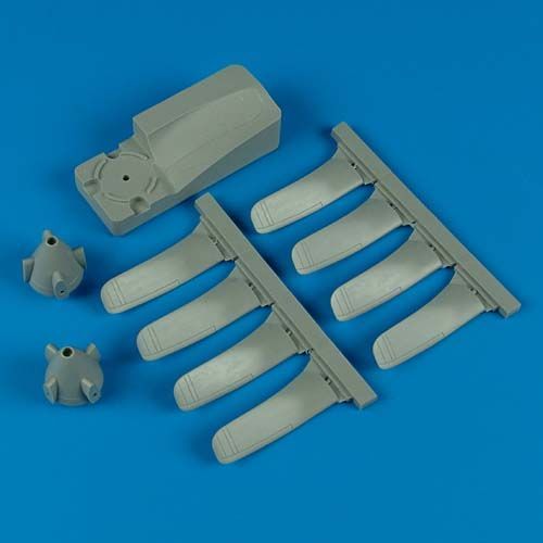 1:48 E-2C Hawkeye propellers w/tool