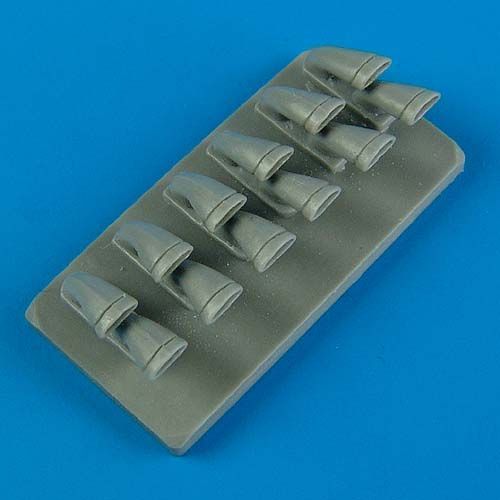 1:48 P-40M/N Warhawk exhaust - fishtail