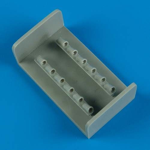 1:48 Supermarine Spiteful exhaust